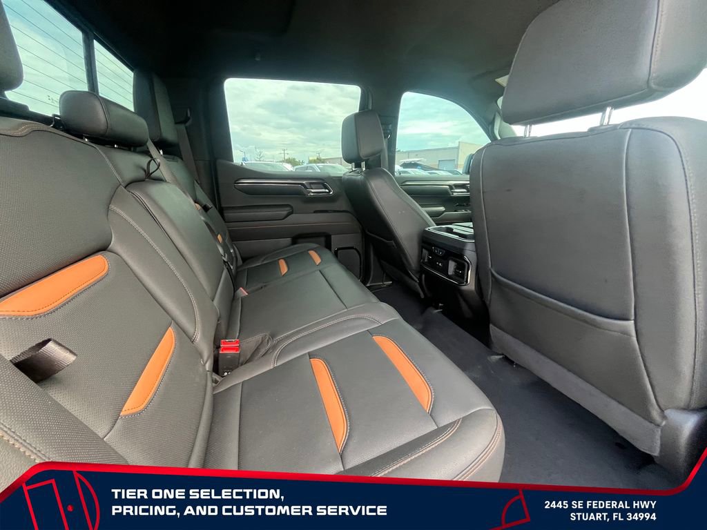 Used 2024 GMC Sierra 1500 AT4 w/ Technology Package AWD/4WD image 18