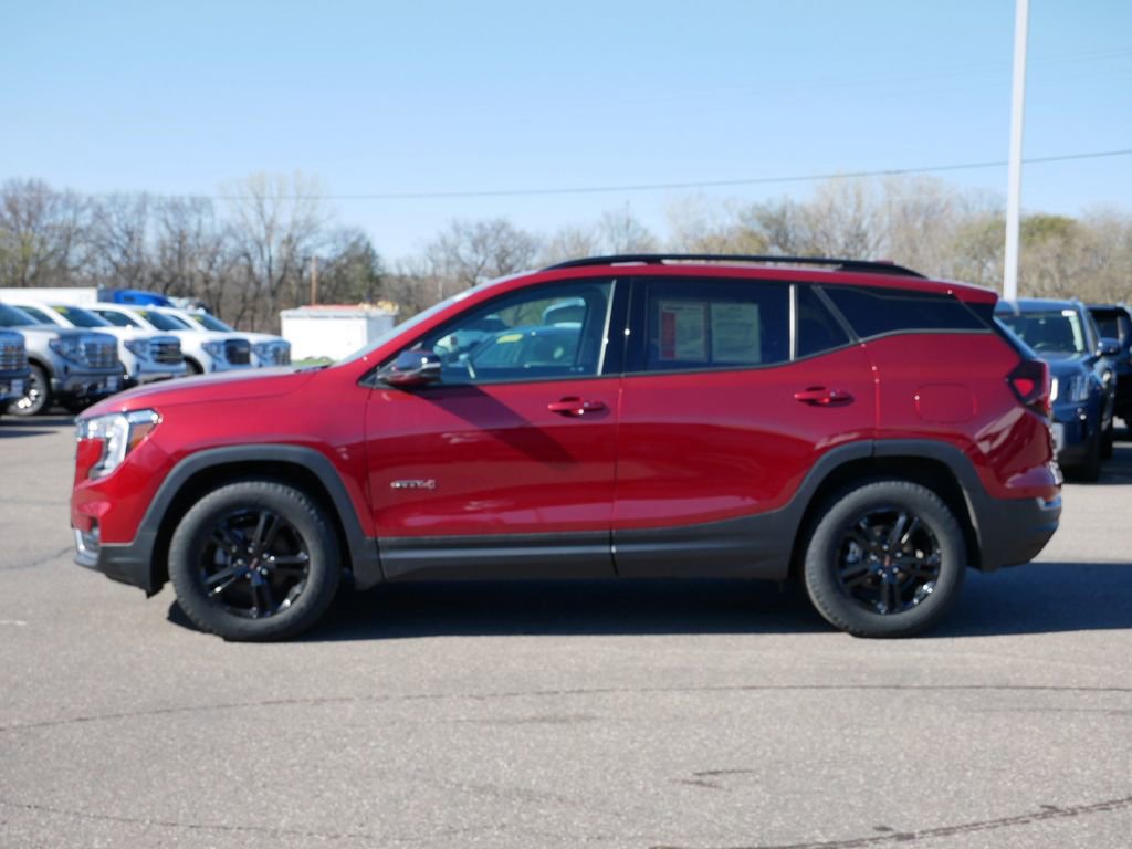 Used 2023 GMC Terrain AT4 AWD/4WD image 6