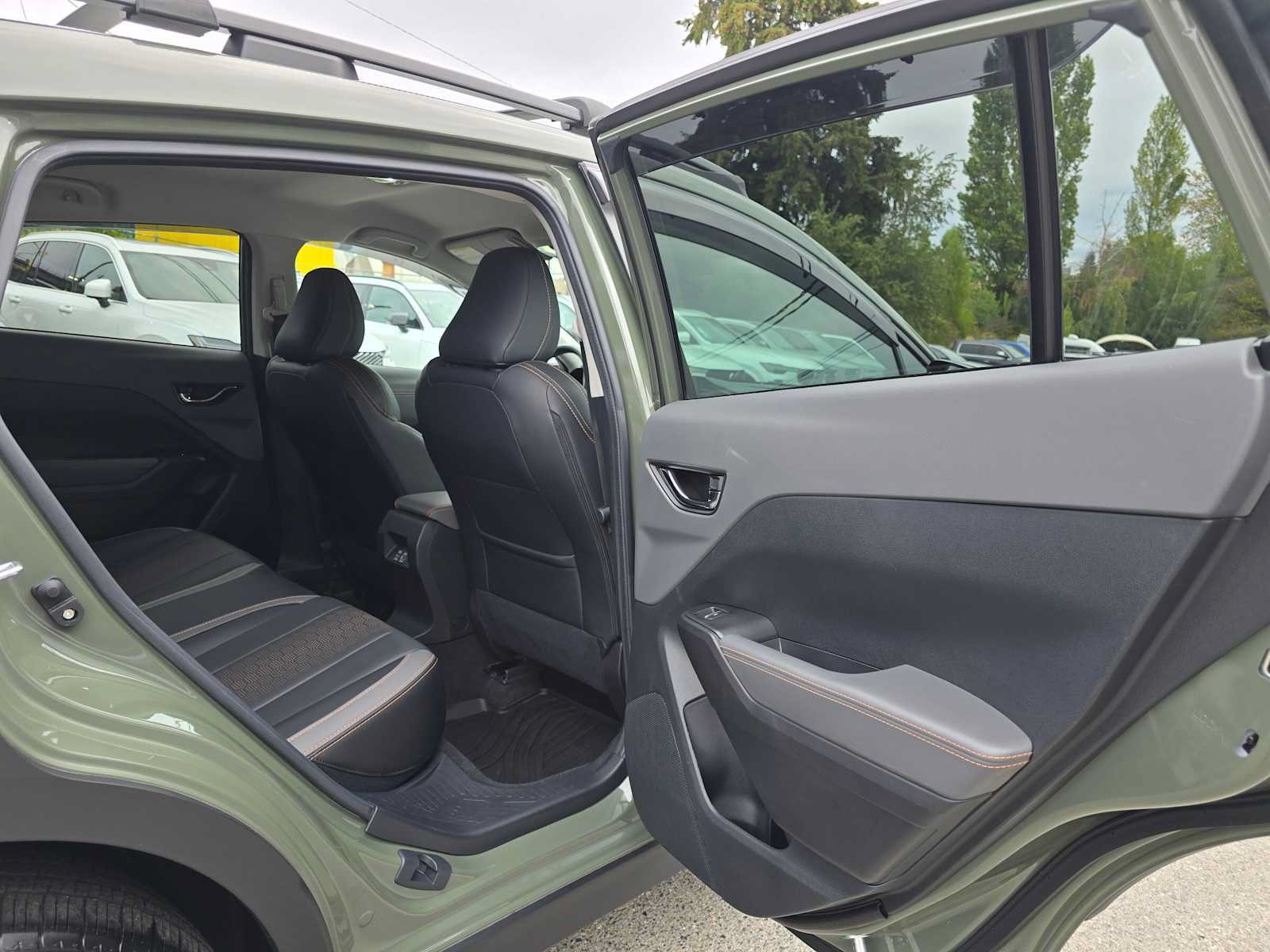 Used 2025 Subaru Crosstrek 2.5i Limited w/ Crosstrek Mirror Package AWD/4WD image 13