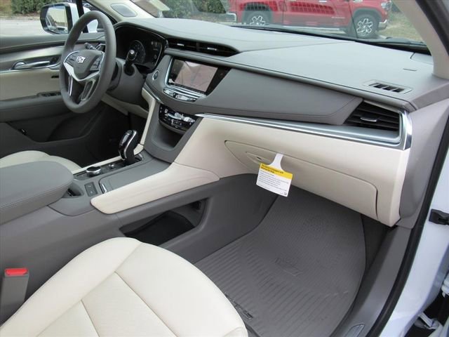 New 2026 Cadillac XT5 Premium Luxury w/ Driver Assist Package FWD image 10