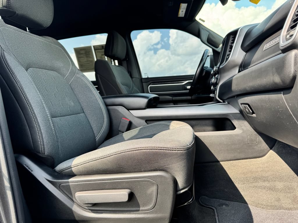Used 2021 RAM 1500 Big Horn AWD/4WD image 12
