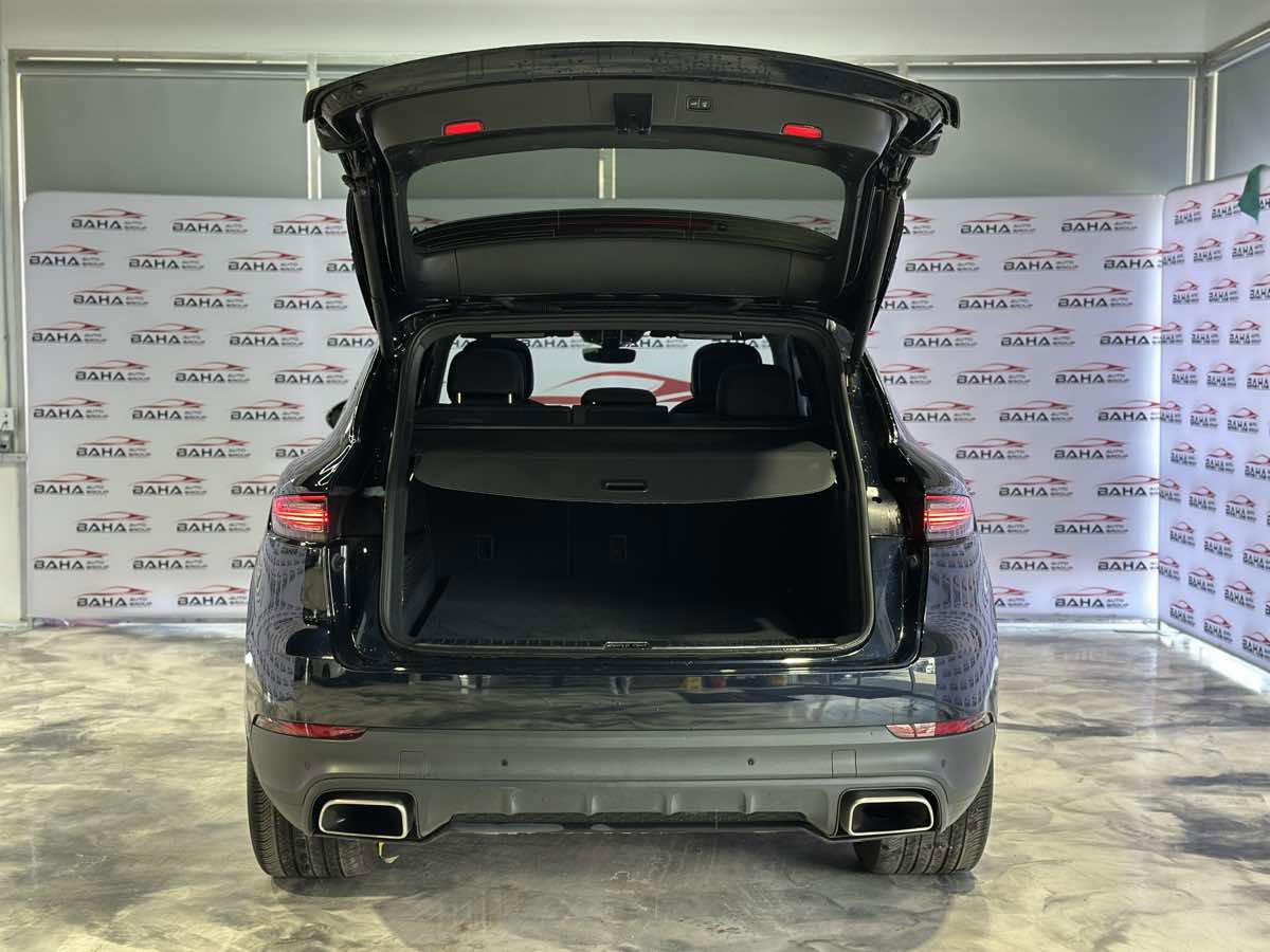 Used 2021 Porsche Cayenne image 56