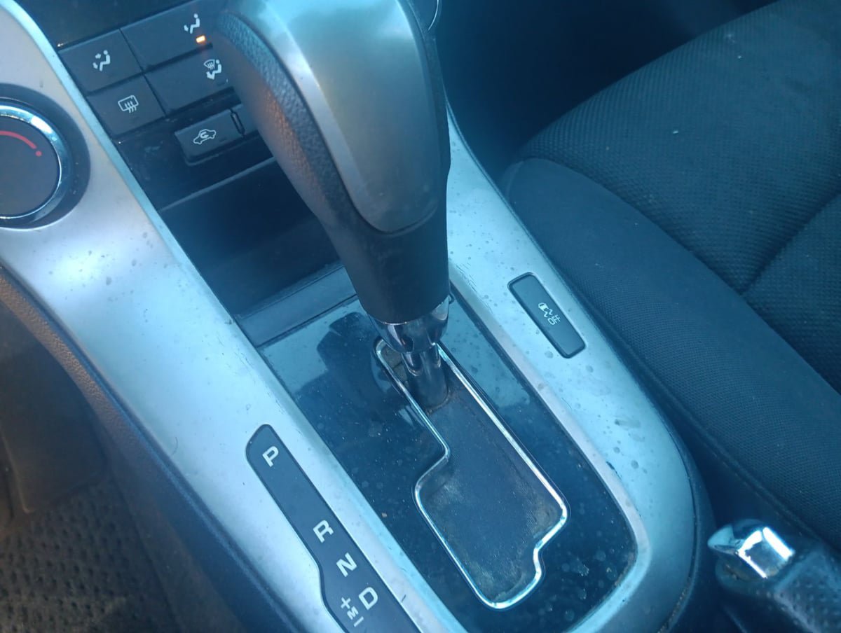 Used 2016 Chevrolet Cruze LT FWD image 12