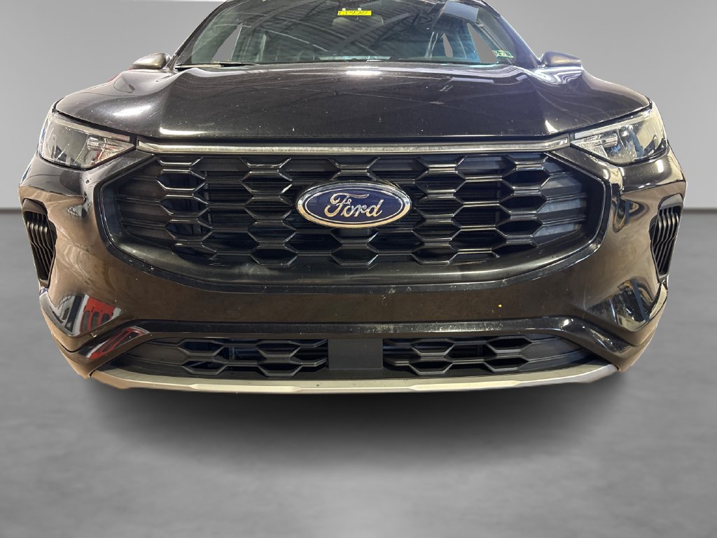 Used 2023 Ford Escape ST-Line w/ Tech Pack #1 FWD image 14