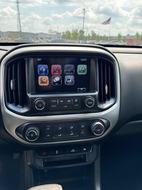 Used 2016 Chevrolet Colorado LT AWD/4WD image 10