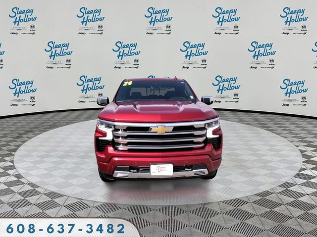Used 2024 Chevrolet Silverado 1500 High Country w/ Technology Package AWD/4WD image 2