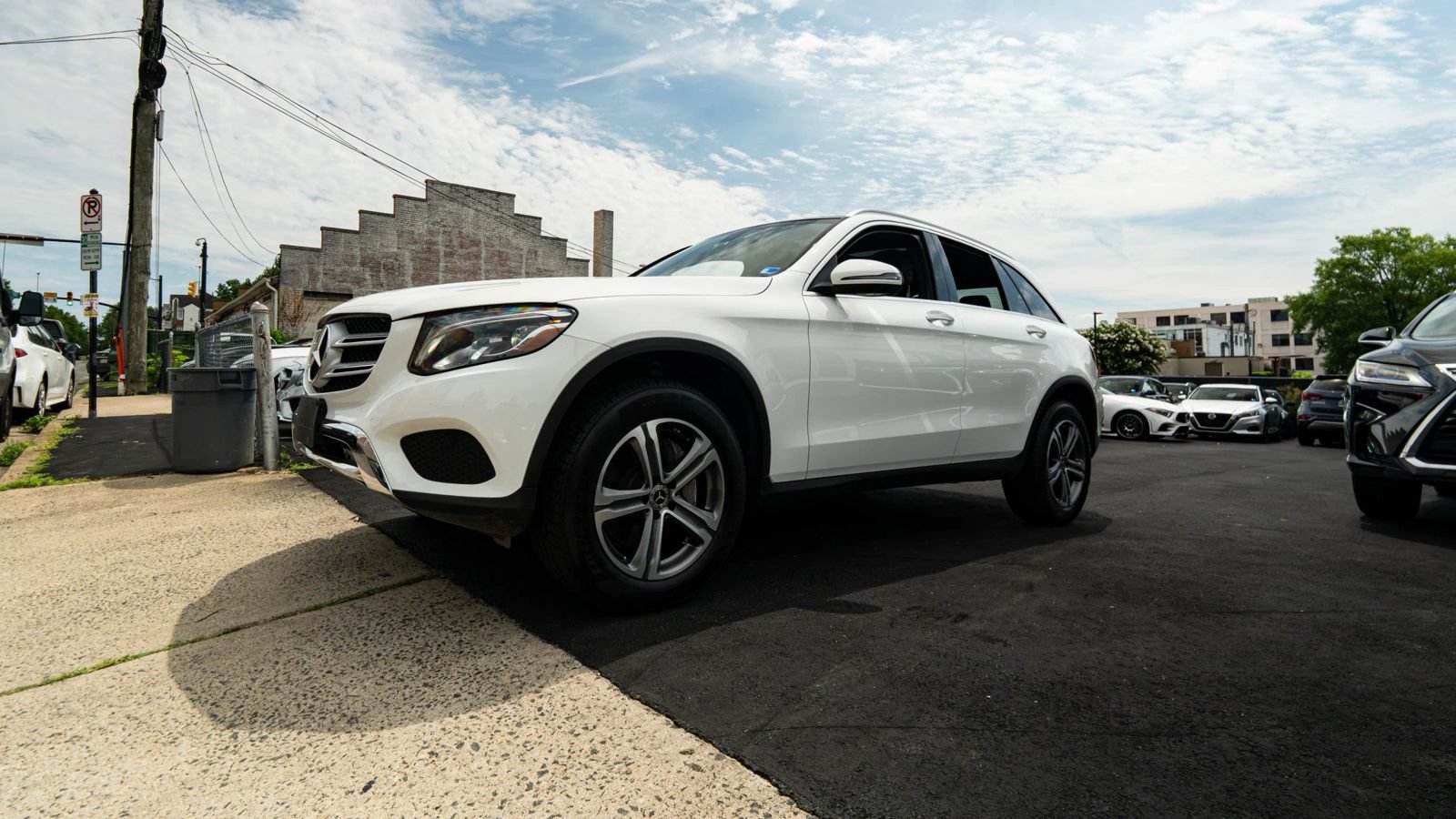Used 2019 Mercedes-Benz GLC 300 4MATIC w/ Premium Package image 8