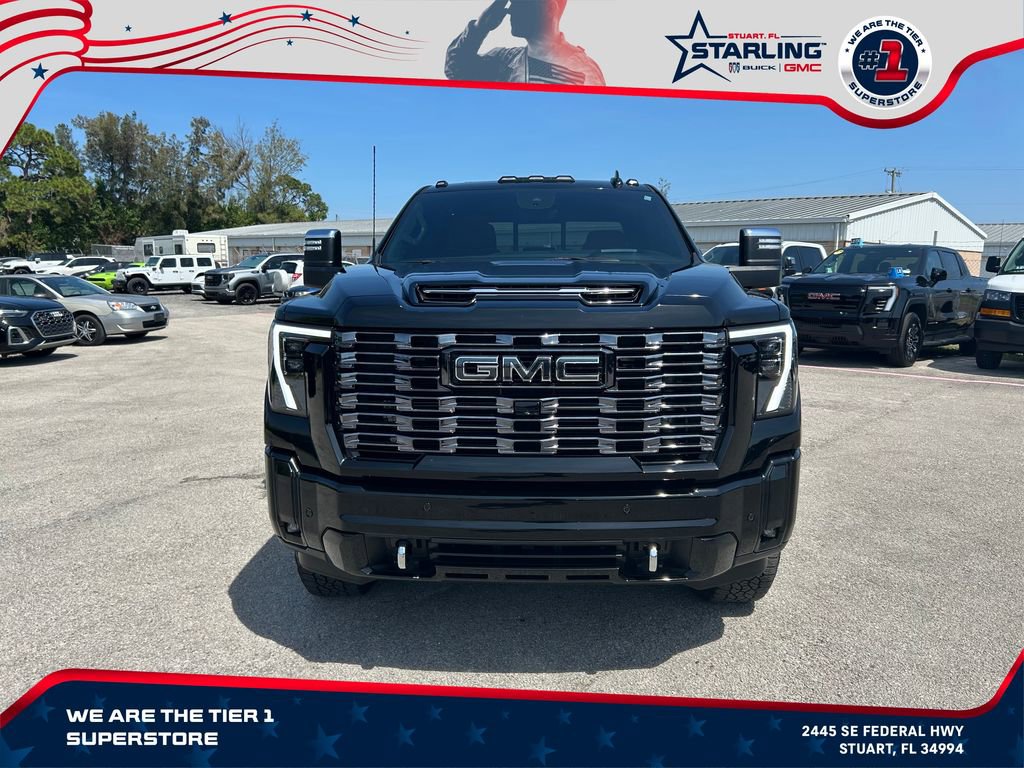 Used 2025 GMC Sierra 2500 Denali Ultimate w/ Max Trailering Package AWD/4WD image 2