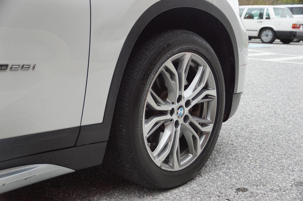 Used 2017 BMW X1 xDrive28i image 18
