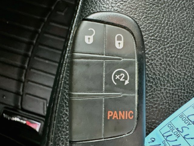 Used 2023 Jeep Compass Limited w/ Sun and Sound Group AWD/4WD image 18