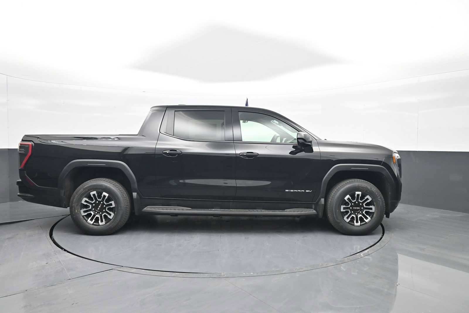 New 2026 GMC Sierra EV Elevation AWD/4WD image 9