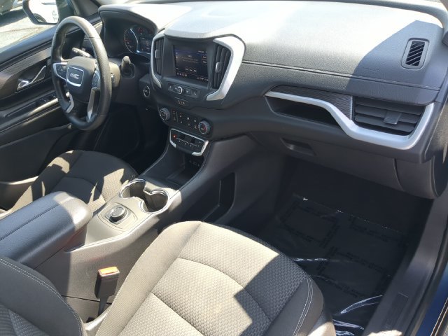 Used 2024 GMC Terrain SLE AWD/4WD image 14