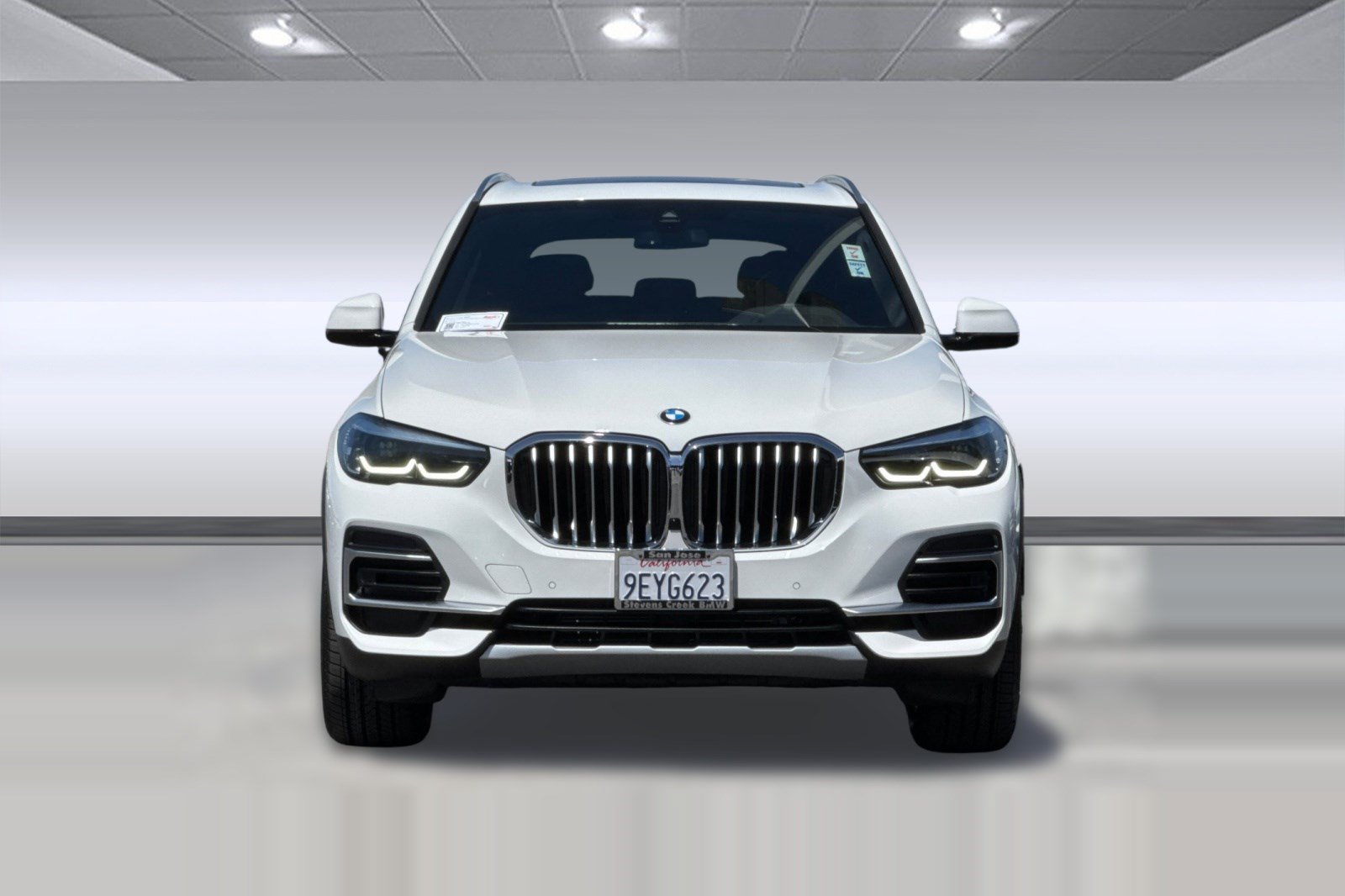 Certified 2023 BMW X5 xDrive40i w/ Premium Package AWD/4WD image 5