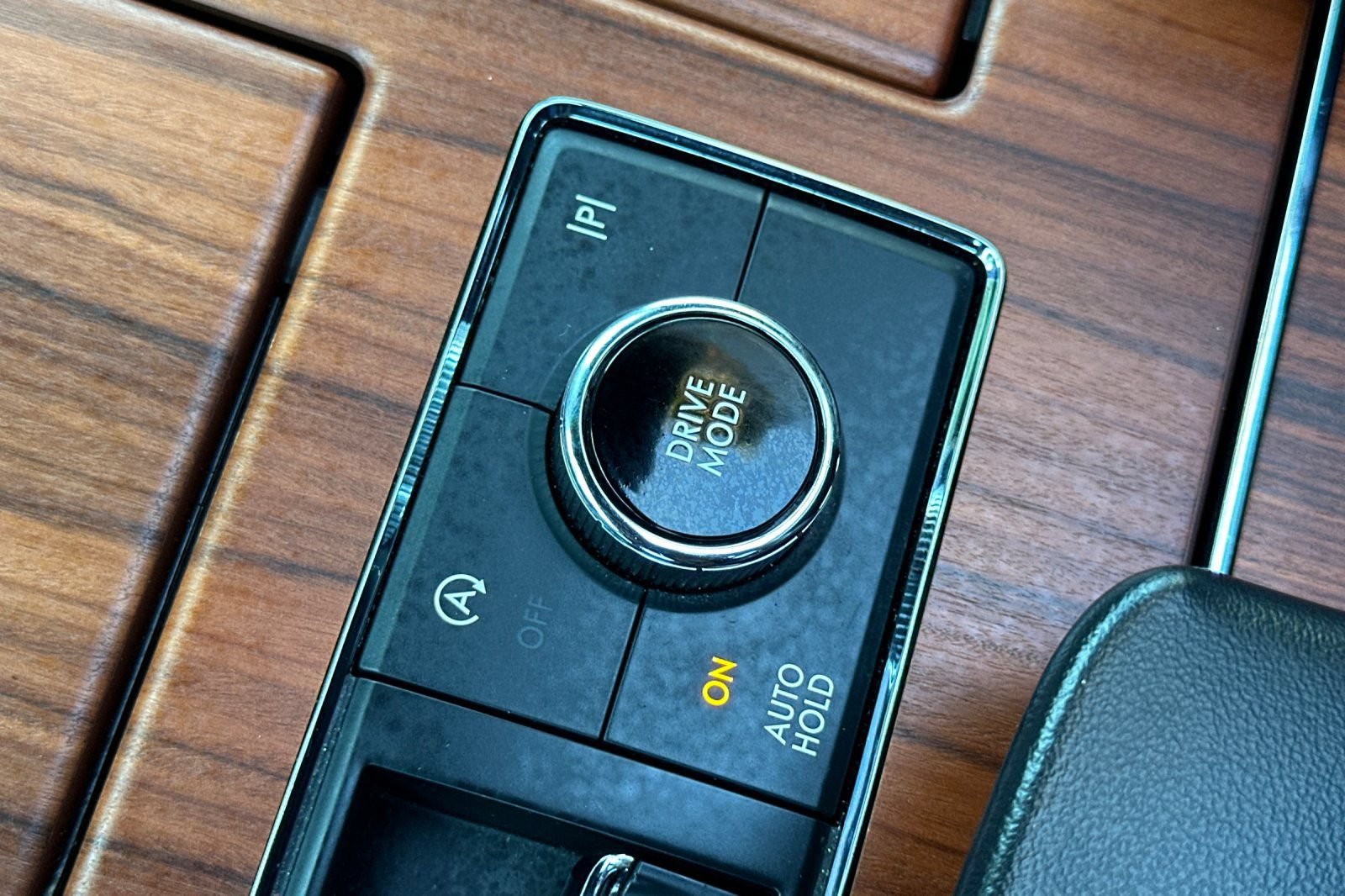 Used 2024 Lincoln Navigator Premiere AWD/4WD image 32