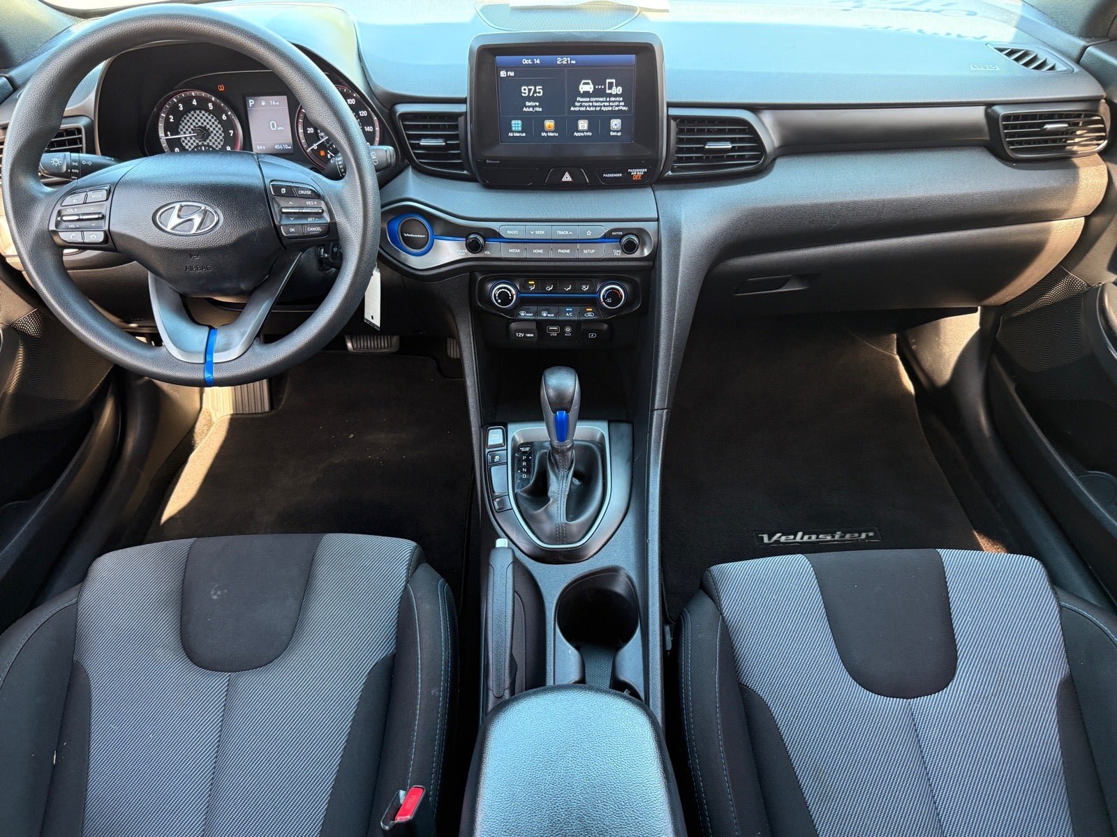 Used 2019 Hyundai Veloster 2.0 FWD image 16