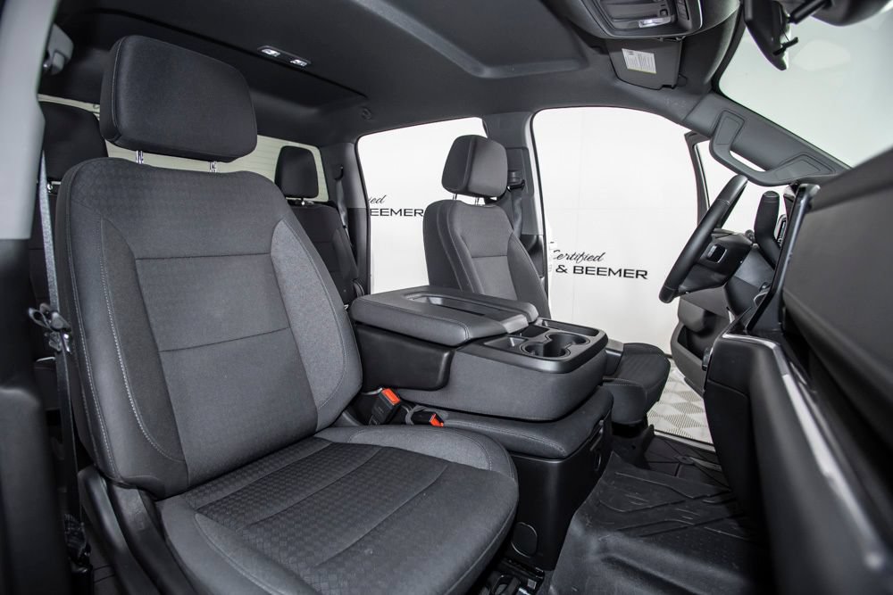 Used 2025 Chevrolet Silverado 1500 LT AWD/4WD image 13