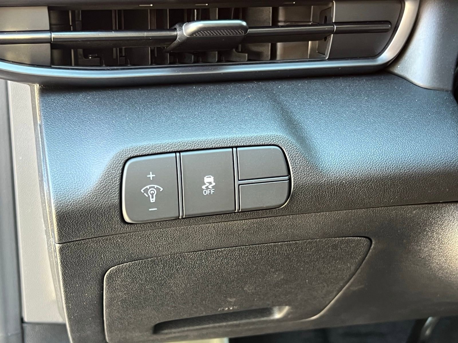 Used 2026 Hyundai Elantra Sport image 26