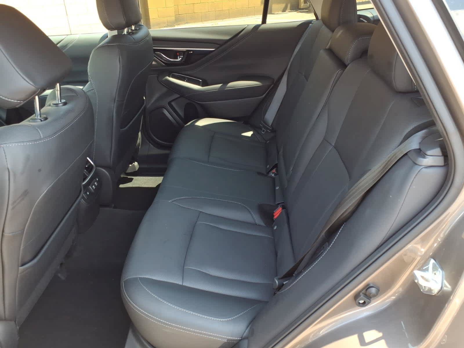 Used 2022 Subaru Outback Limited AWD/4WD image 31