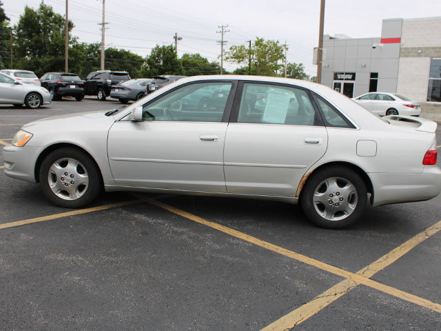 Used 2003 Toyota Avalon XLS FWD image 7