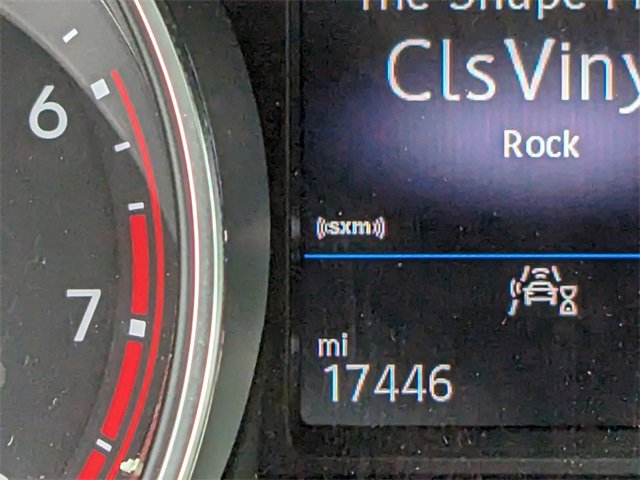 Used 2020 Volkswagen Tiguan SE w/ Panoramic Sunroof Package image 33