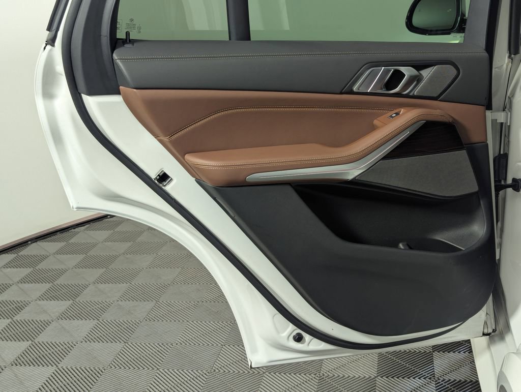 Used 2025 BMW X5 xDrive40i image 52