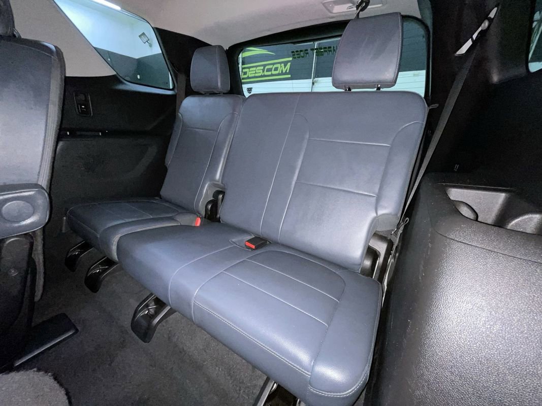 Used 2018 Chevrolet Traverse LT w/ LPO, Black Accent Package image 28