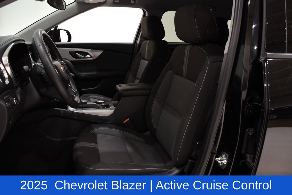 Used 2025 Chevrolet Blazer LT image 20