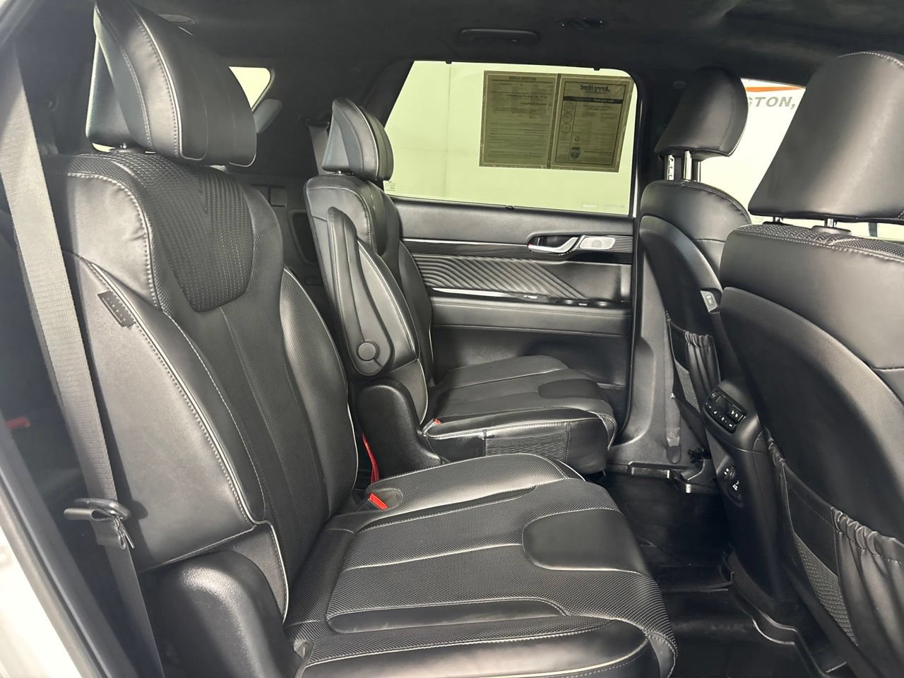 Used 2025 Hyundai Palisade Calligraphy AWD/4WD image 31