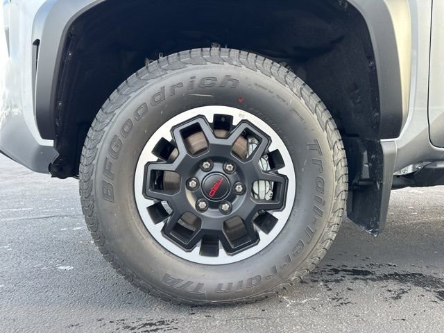 New 2025 Toyota Tacoma TRD Off-Road image 10