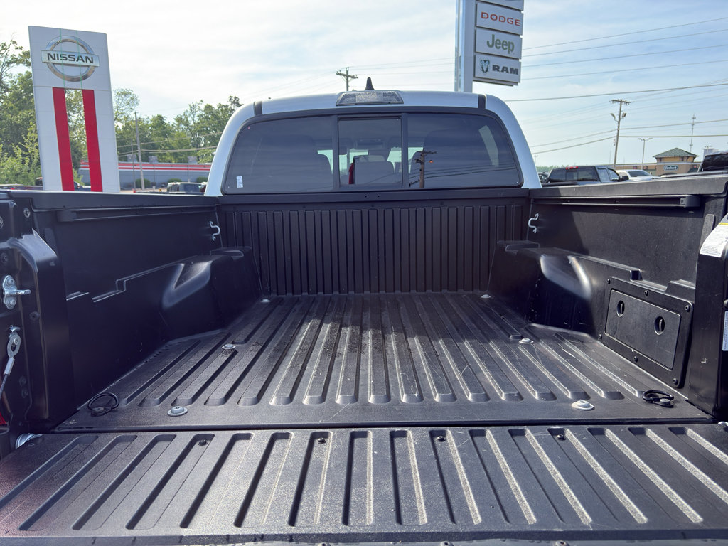 Used 2023 Toyota Tacoma SR image 21