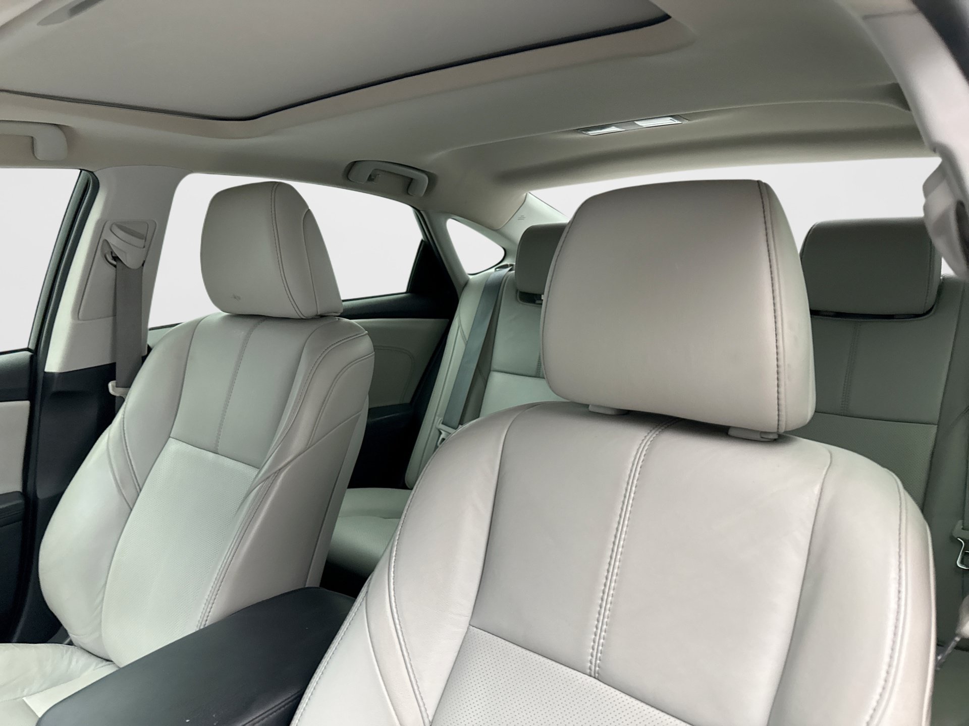 Used 2017 Toyota Avalon Limited FWD image 11