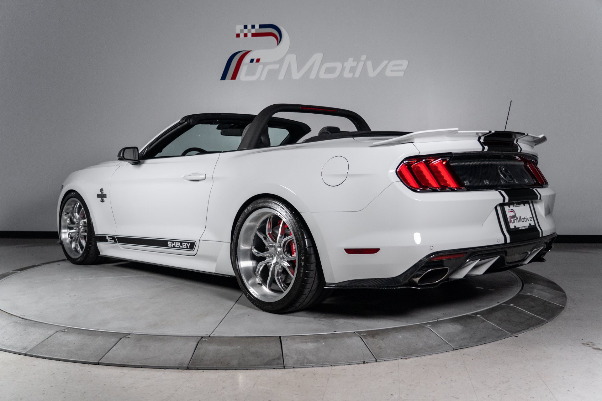 Used 2015 Ford Mustang GT Premium w/ Equipment Group 401A RWD image 5