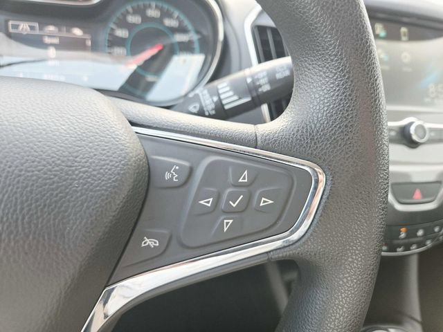 Used 2018 Chevrolet Cruze LT w/ Convenience Package image 17