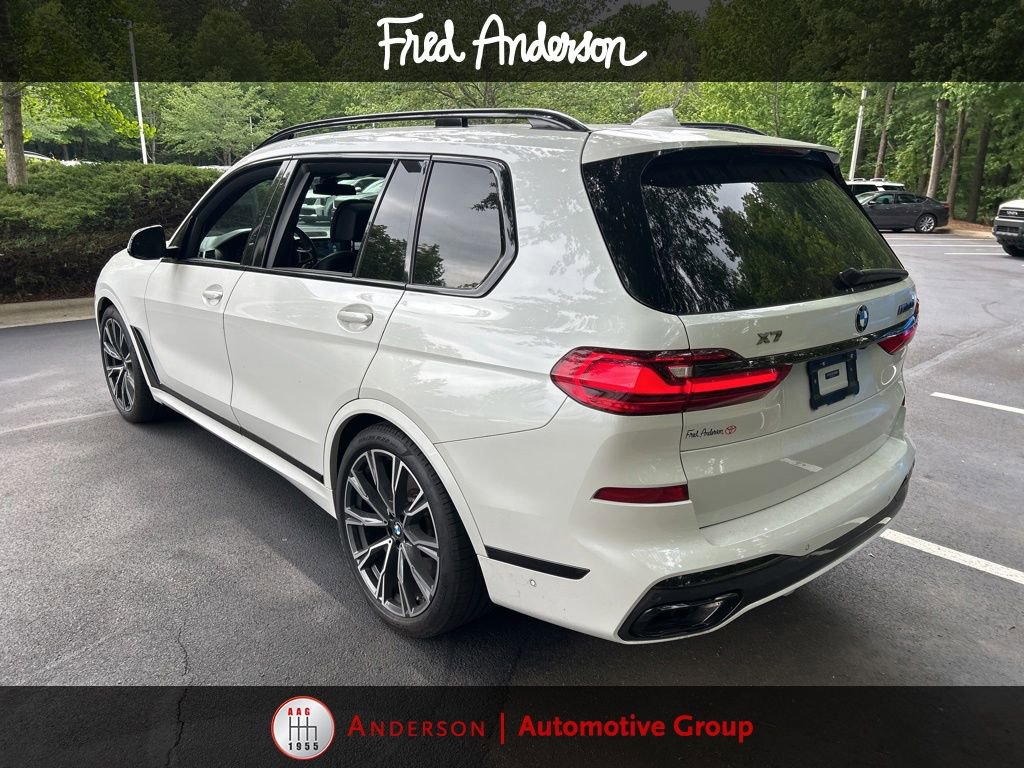Used 2021 BMW X7 M50i w/ Dynamic Handling Package AWD/4WD image 5