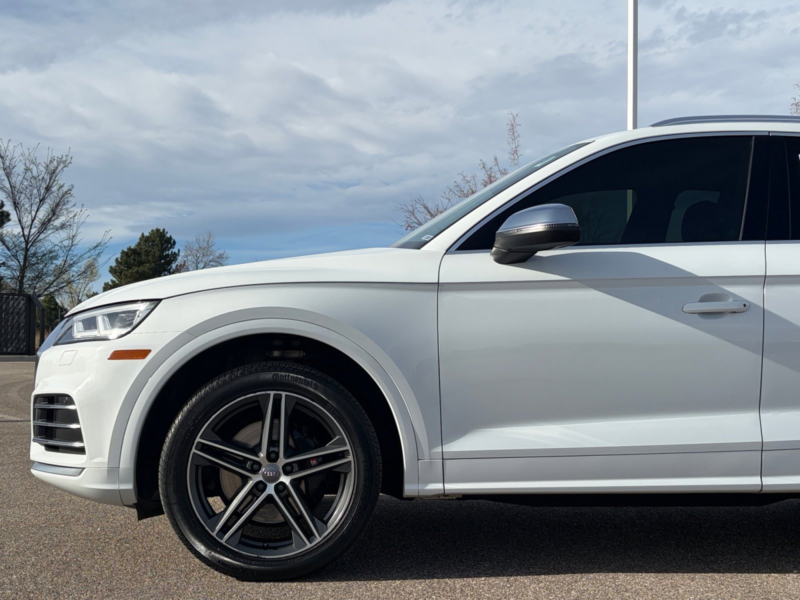 Used 2020 Audi SQ5 Premium Plus w/ Premium Plus Package image 10