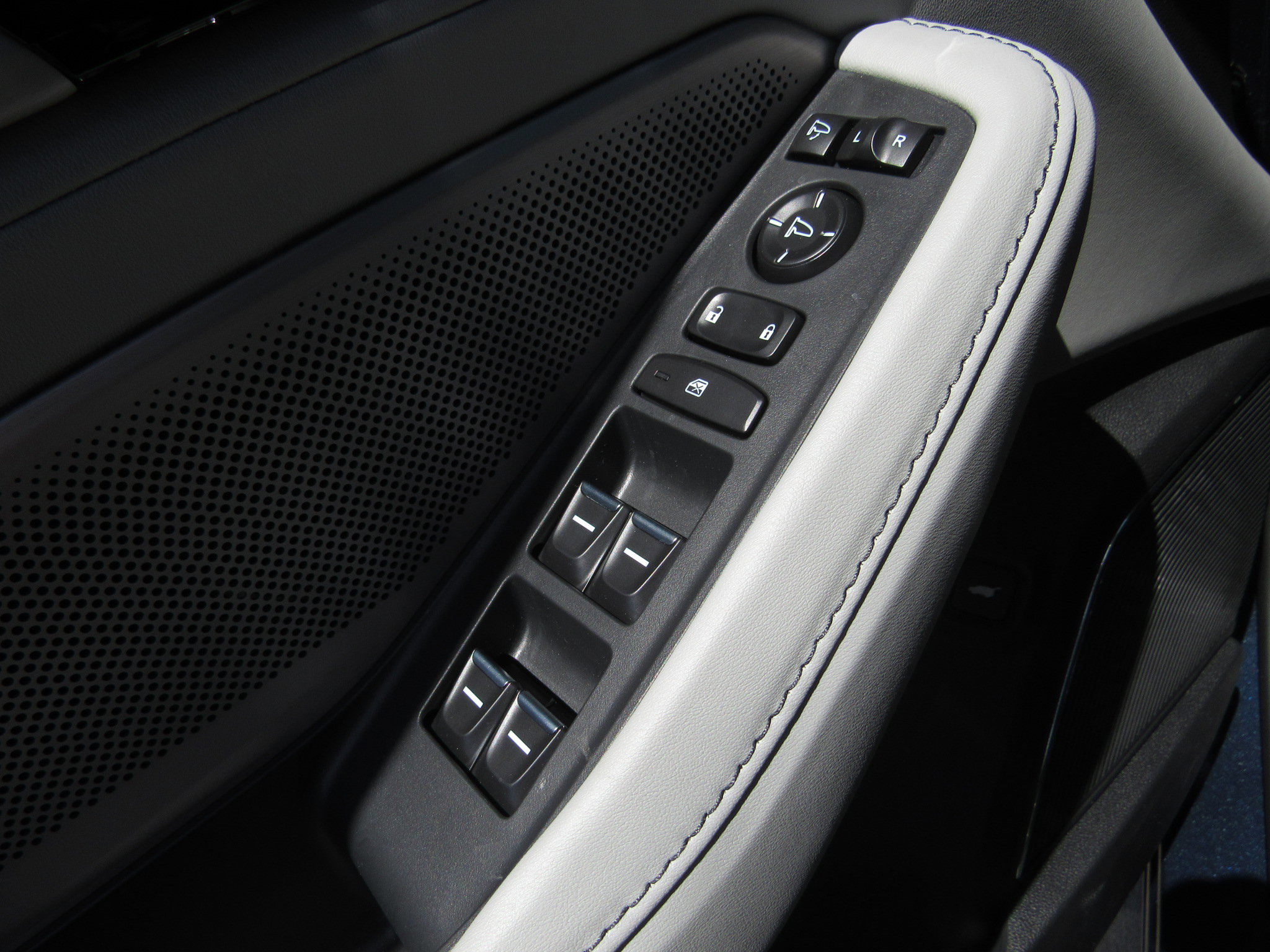 New 2026 Acura MDX SH-AWD w/ Technology Package image 25