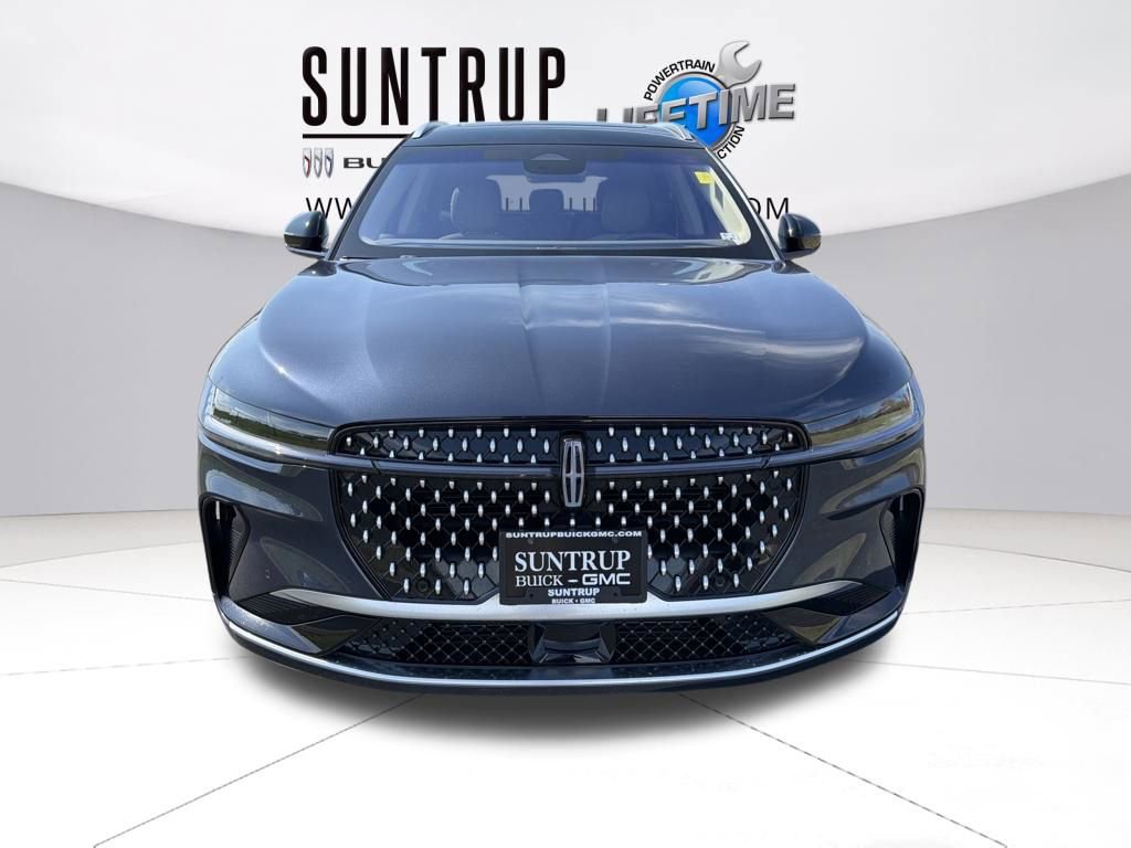 Used 2024 Lincoln Nautilus Reserve w/ Equipment Group 203A image 9