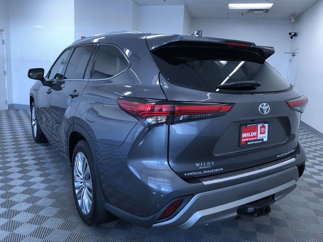 Used 2022 Toyota Highlander Platinum AWD/4WD image 13