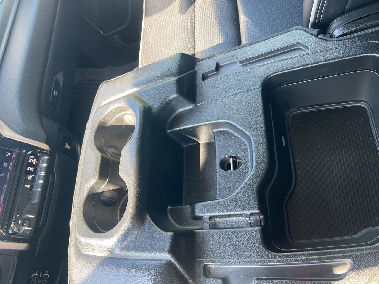 Used 2022 RAM 1500 Laramie AWD/4WD image 33