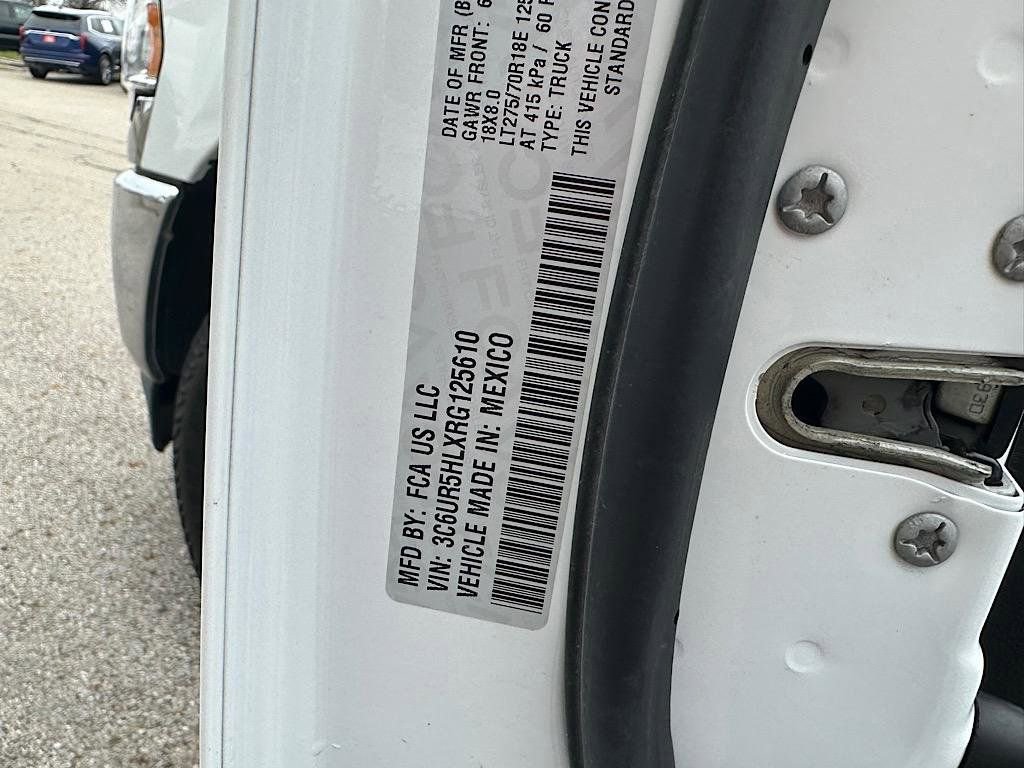 Used 2024 RAM 2500 Tradesman w/ Chrome Appearance Group AWD/4WD image 27