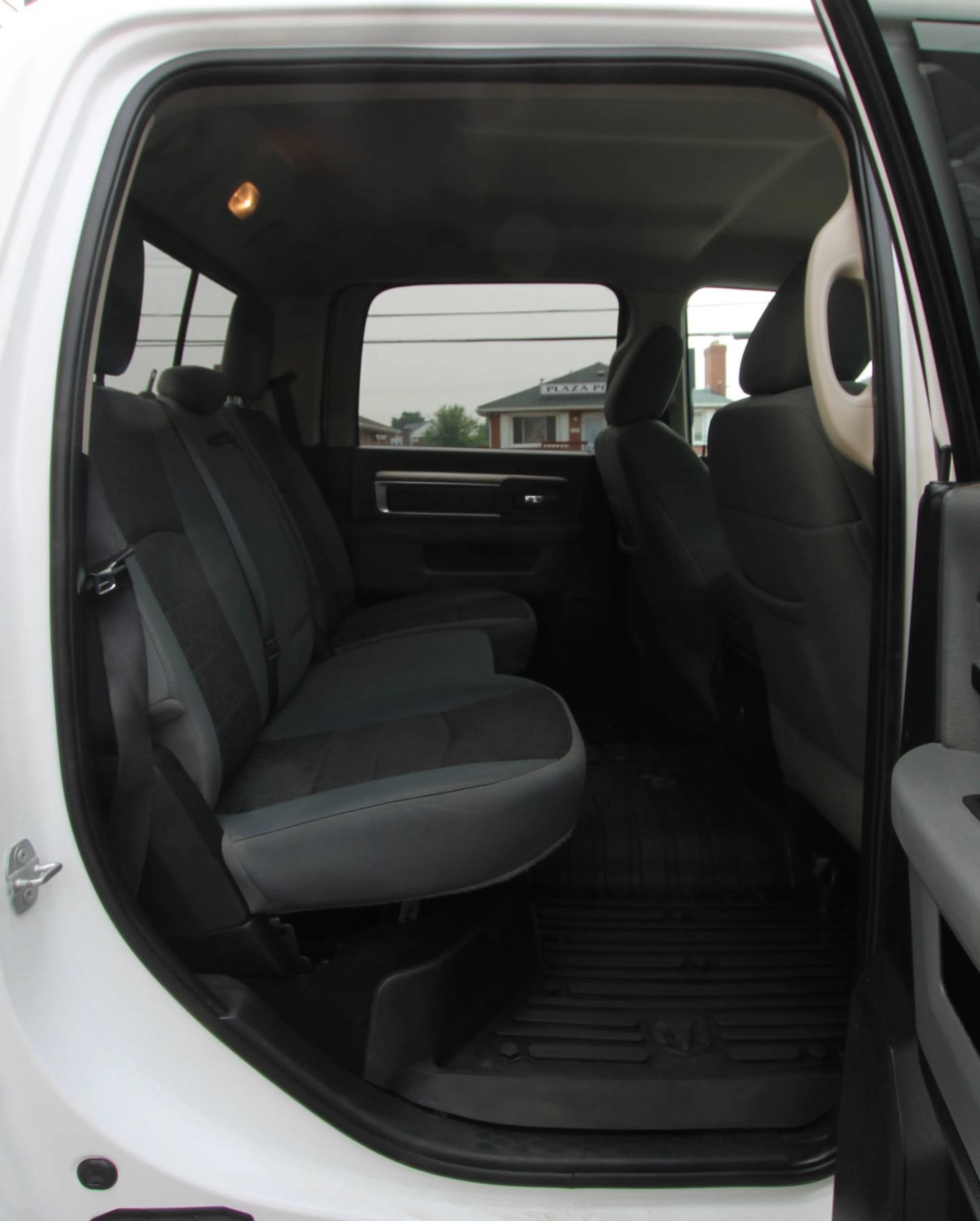 Used 2015 RAM 1500 Big Horn AWD/4WD image 12