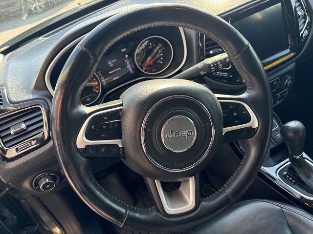 Used 2017 Jeep Compass Limited AWD/4WD image 15