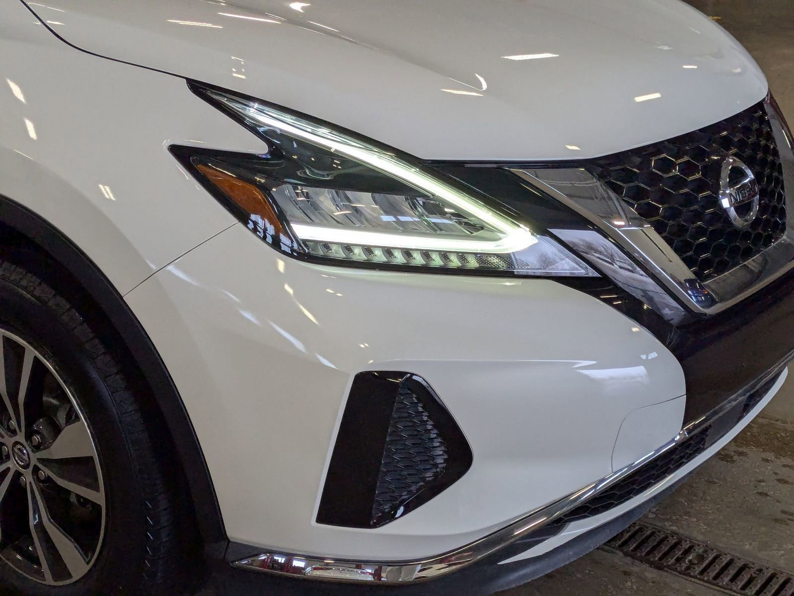 Used 2020 Nissan Murano SV image 36