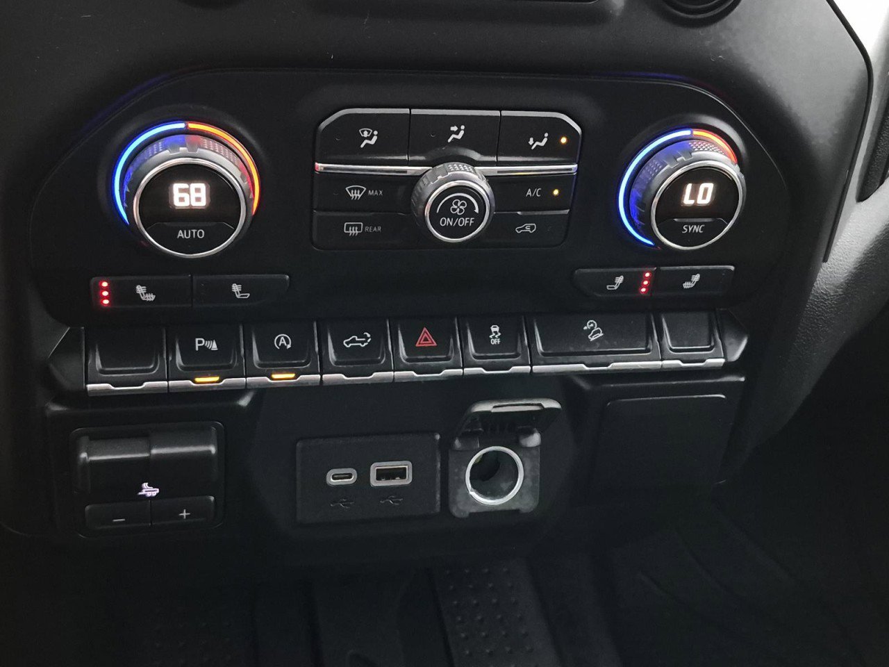 Certified 2019 Chevrolet Silverado 1500 RST AWD/4WD image 28