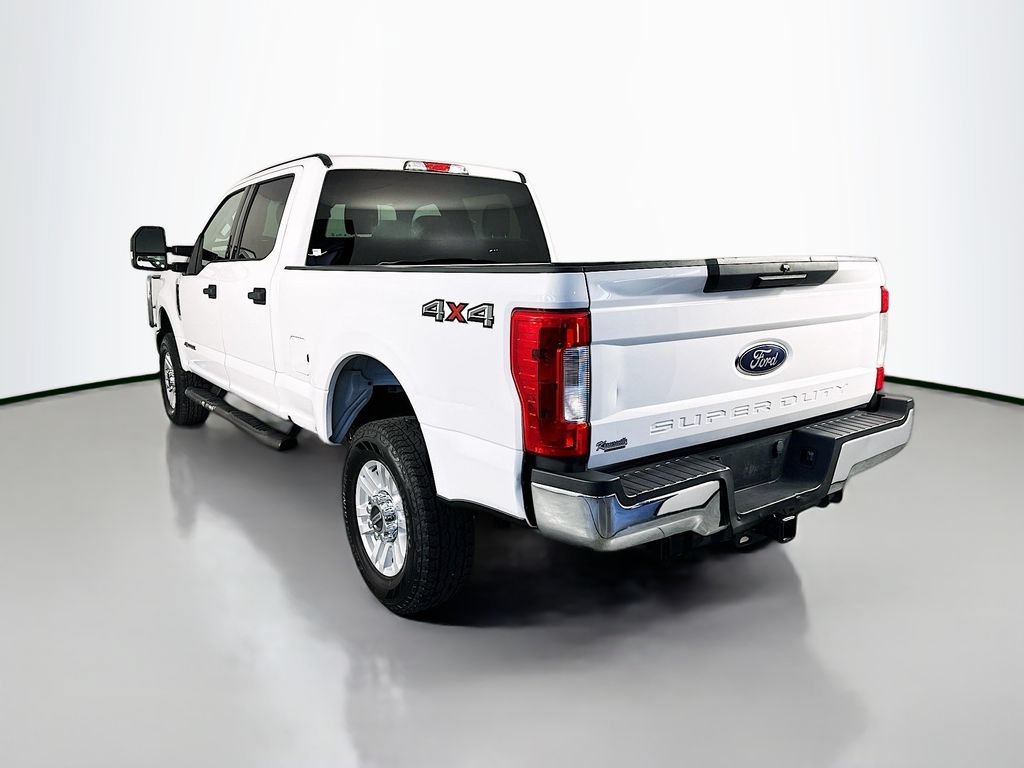 Used 2019 Ford F250 XLT w/ Snow Plow Prep Package AWD/4WD image 5
