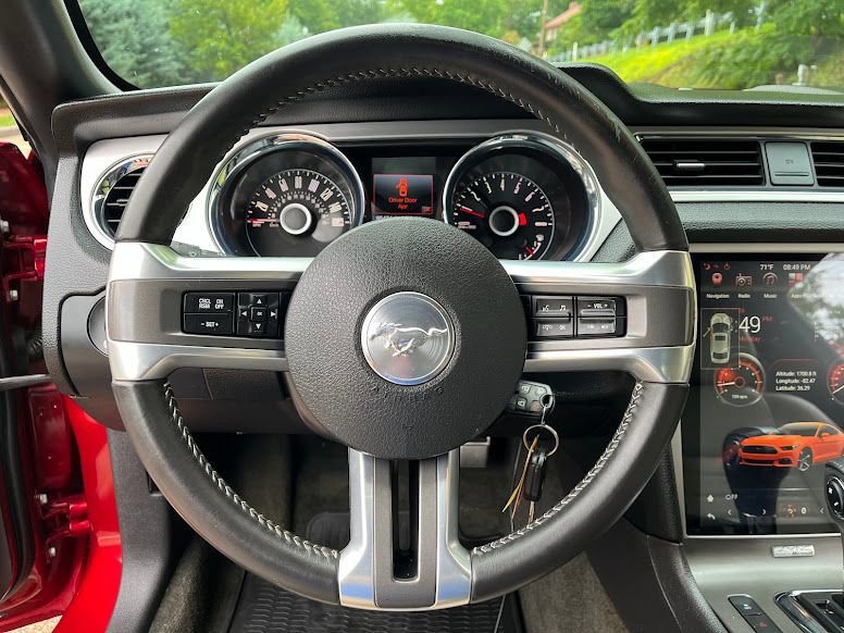 Used 2014 Ford Mustang GT Premium RWD image 11