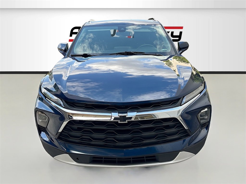 Used 2023 Chevrolet Blazer LT w/ Convenience Package image 2