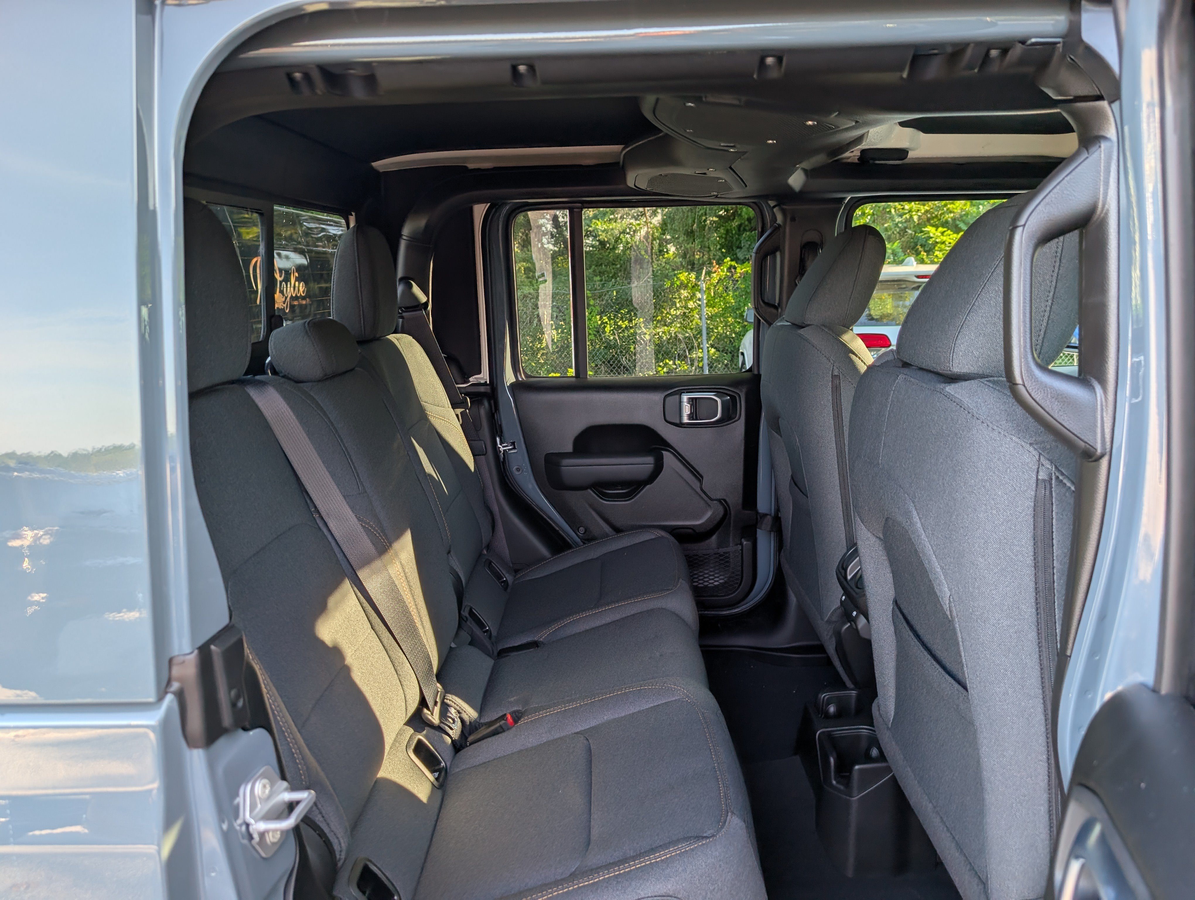 New 2026 Jeep Gladiator Sport AWD/4WD image 10