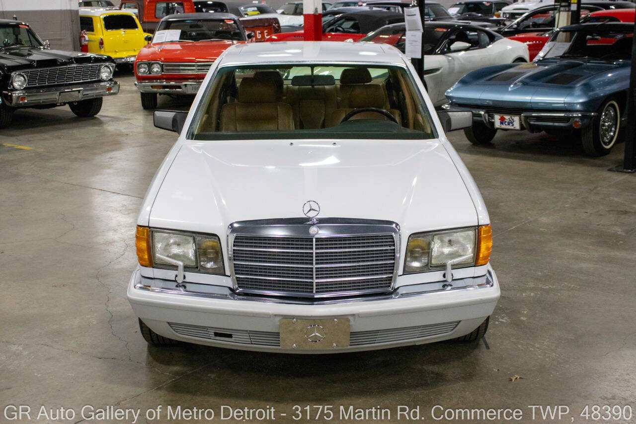 Used 1991 Mercedes-Benz 560 SEL 560 SEL 4dr Sedan image 11