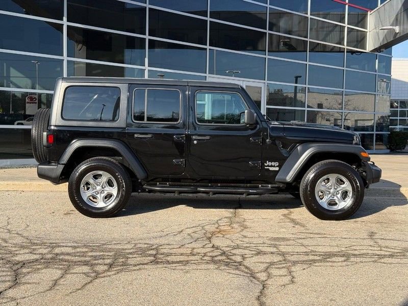 Used 2019 Jeep Wrangler Unlimited Sport S image 2